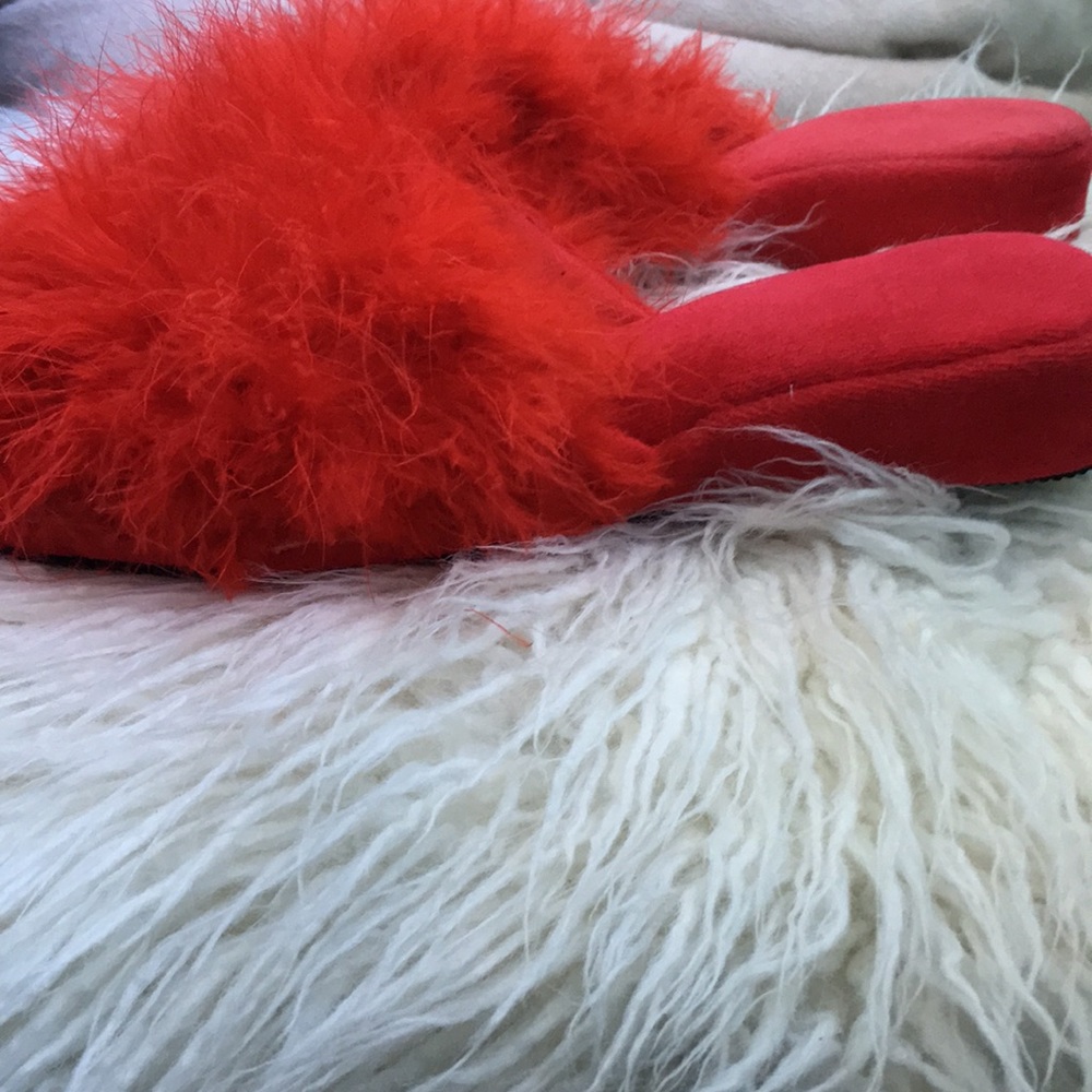 Slip ons - Picture 2 of 4